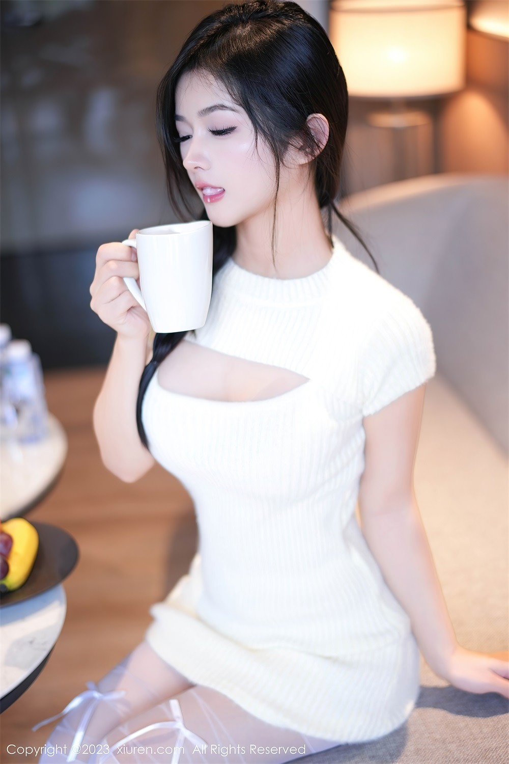 [秀人网] 2023.10.20 No.7541 谭小灵 白色连衣短裙[94P/811MB] 第1张