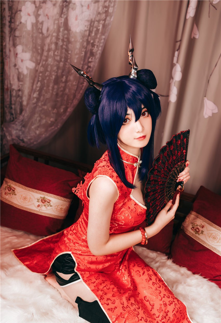 许枳 陈的红色旗袍 [26P-283MB] 第2张