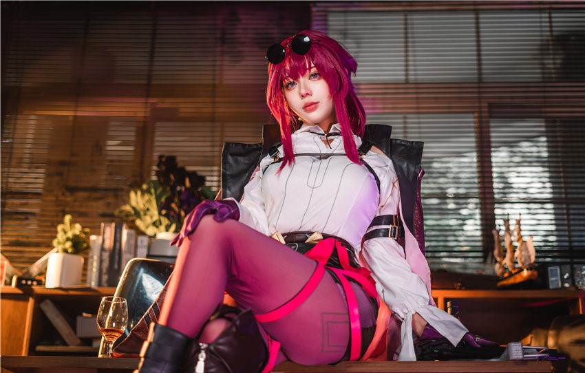 阿九从不咕咕 卡芙卡[50P-5V1.07GB] 第1张