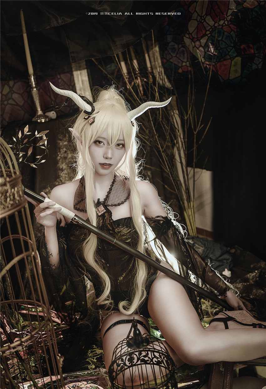 切切celia 闪灵 [12P-35MB] 第1张