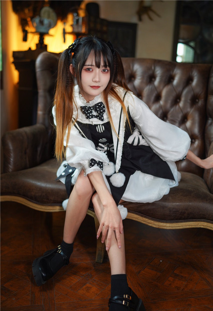 兔子Zzz不吃胡萝卜 怪盗魔术师 [31P-386MB] 第2张