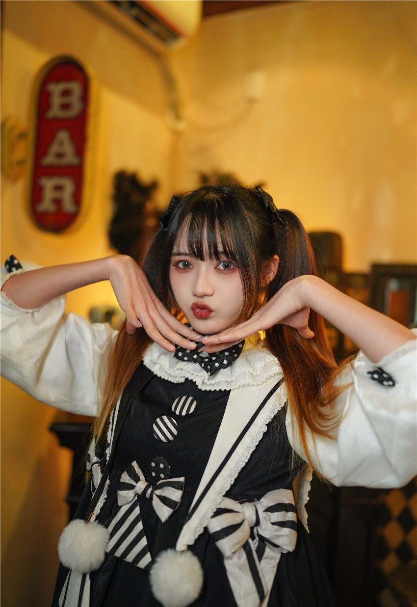 兔子Zzz不吃胡萝卜 怪盗魔术师 [31P-386MB] 第1张