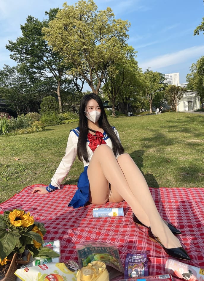 【微-密】July芝岚-户外野餐 [59P-89M] 第2张