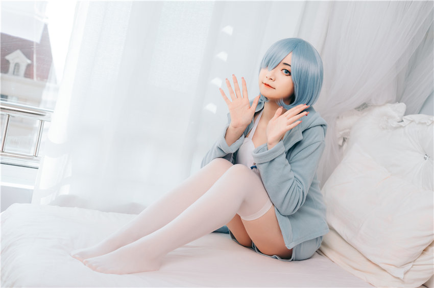 许枳 蕾姆的小床[21P-128MB] 第1张