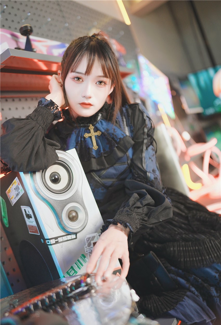 兔子Zzz不吃胡萝卜 赛博折翼天使 [29P-347MB] 第4张