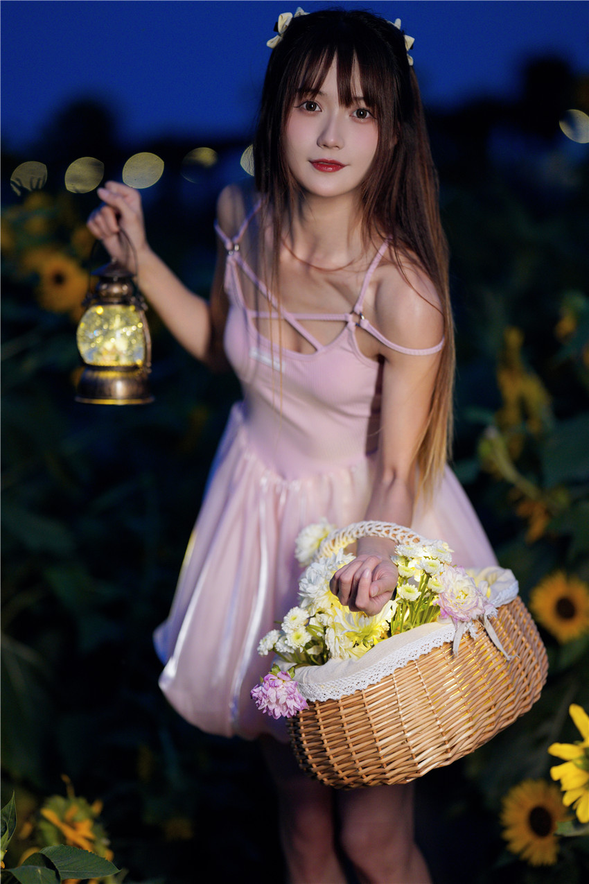 兔子Zzz不吃胡萝卜 蓝调向日葵少女 [28P-316MB] 第3张