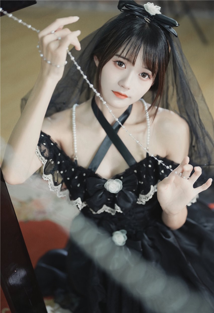 兔子Zzz不吃胡萝卜 契约十字 [27P-281MB] 第1张