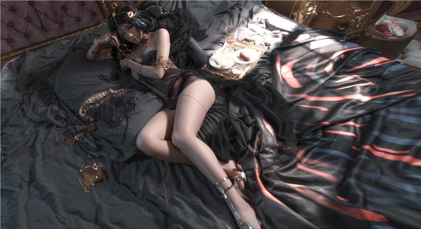 uki雨季 风铃 [20P-232MB] 第3张