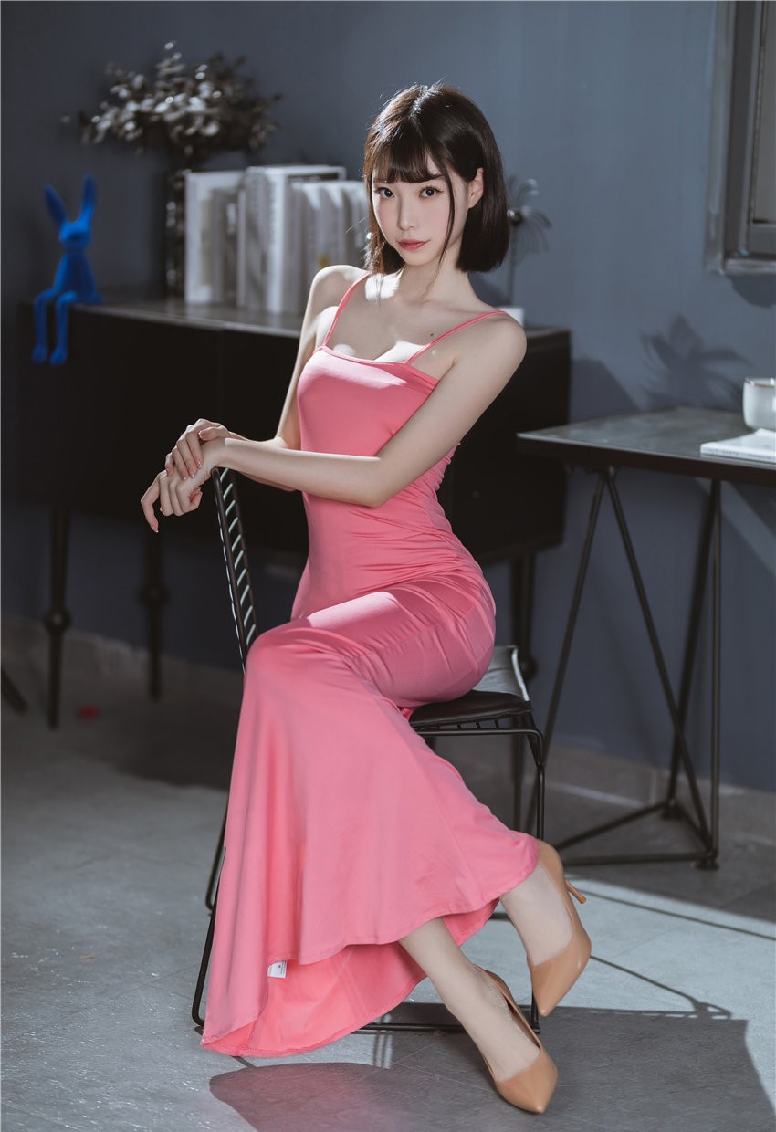 许岚LAN 粉色长裙 [40P-296MB] 第3张