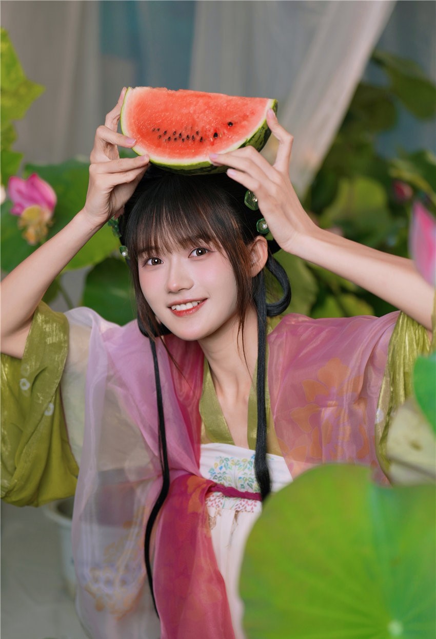 兔子Zzz不吃胡萝卜 浮香花谷 [54P-593MB] 第2张