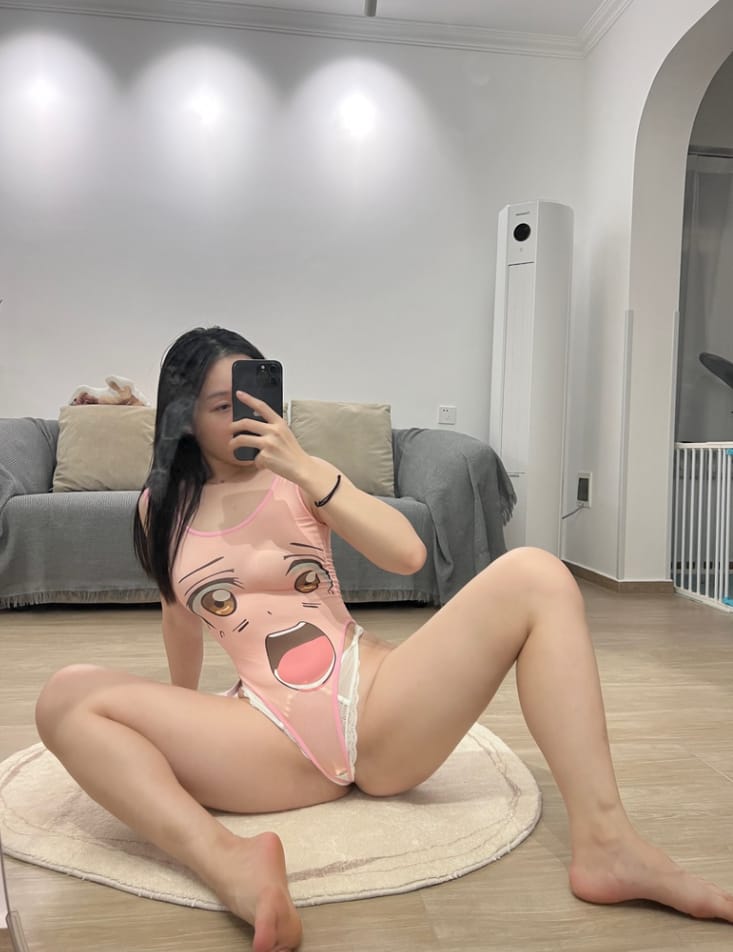 【微-密】铁锤姐姐-这就让你难受[41P6V-246M] 第1张