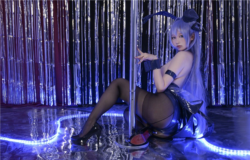 PAKI酱 花园兔女郎 [25P3V-285MB] 第2张