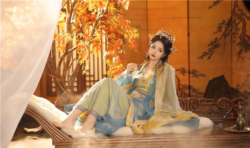 苏嫣嫣阿姨 白茶清欢 [12P-115MB] 第1张