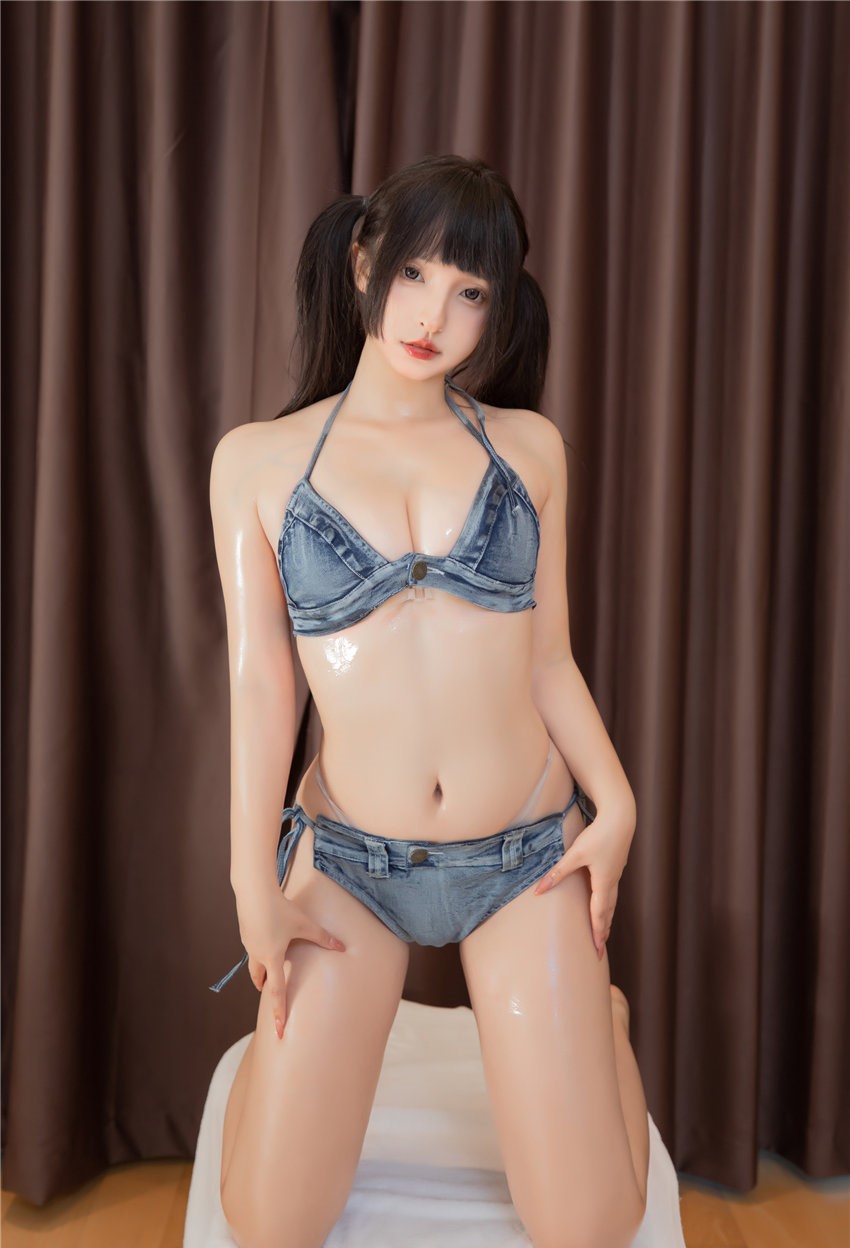 神楽坂真冬 比基尼牛仔[75P2V-281MB] 第2张