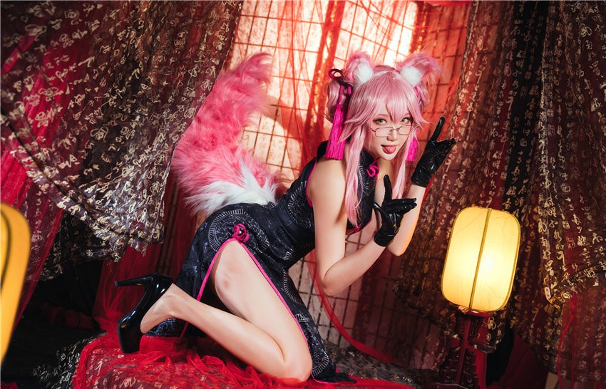 瓜希酱 高扬斯卡娅旗袍[20P-134MB] 第1张