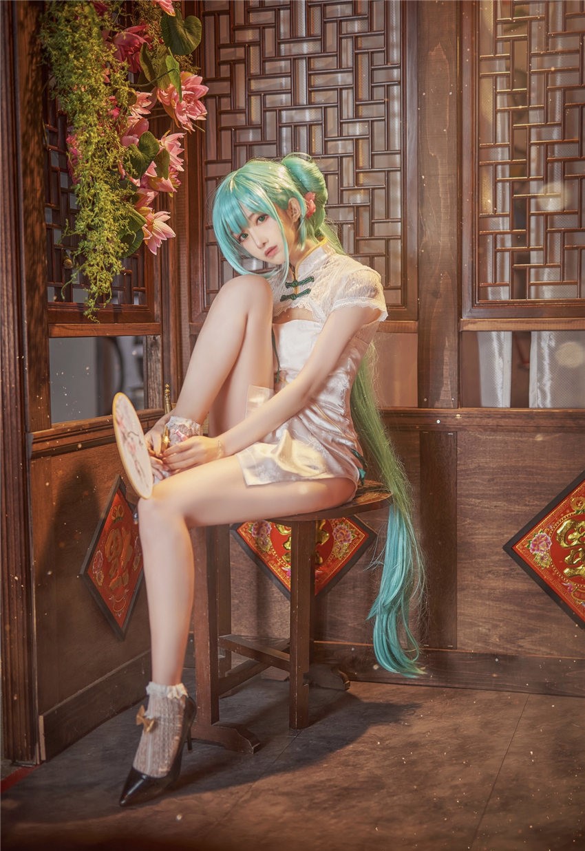 Shika小鹿鹿 初音韶华[23P2V-106MB] 第3张