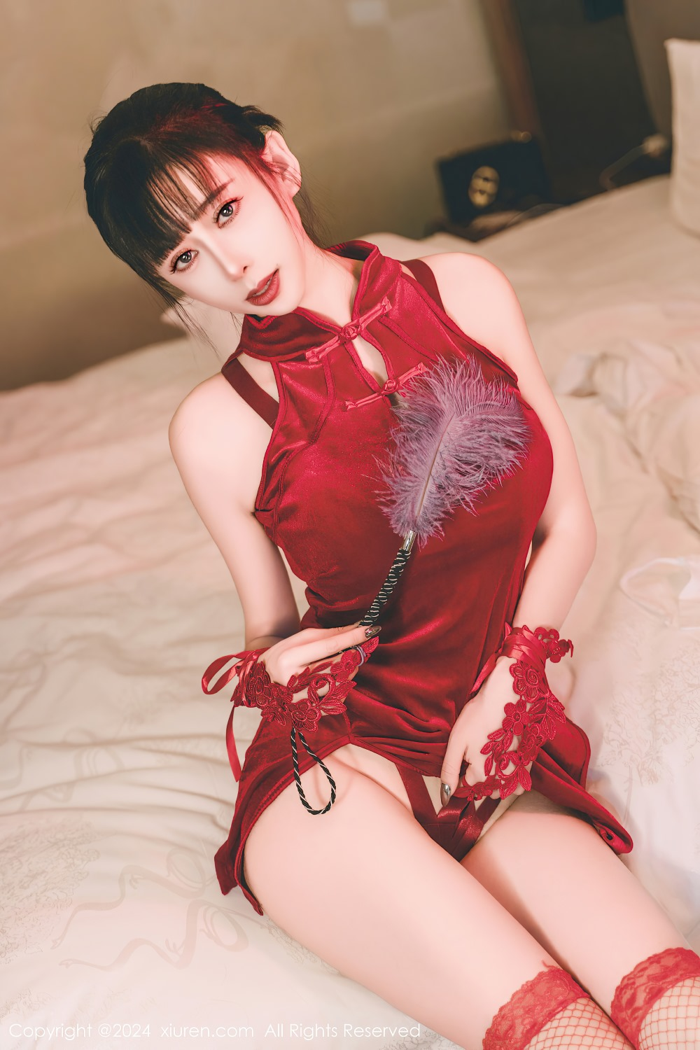 [秀人网] 2024.02.01 NO.8047 宝宝甜首套写真[65P/591MB] 第1张