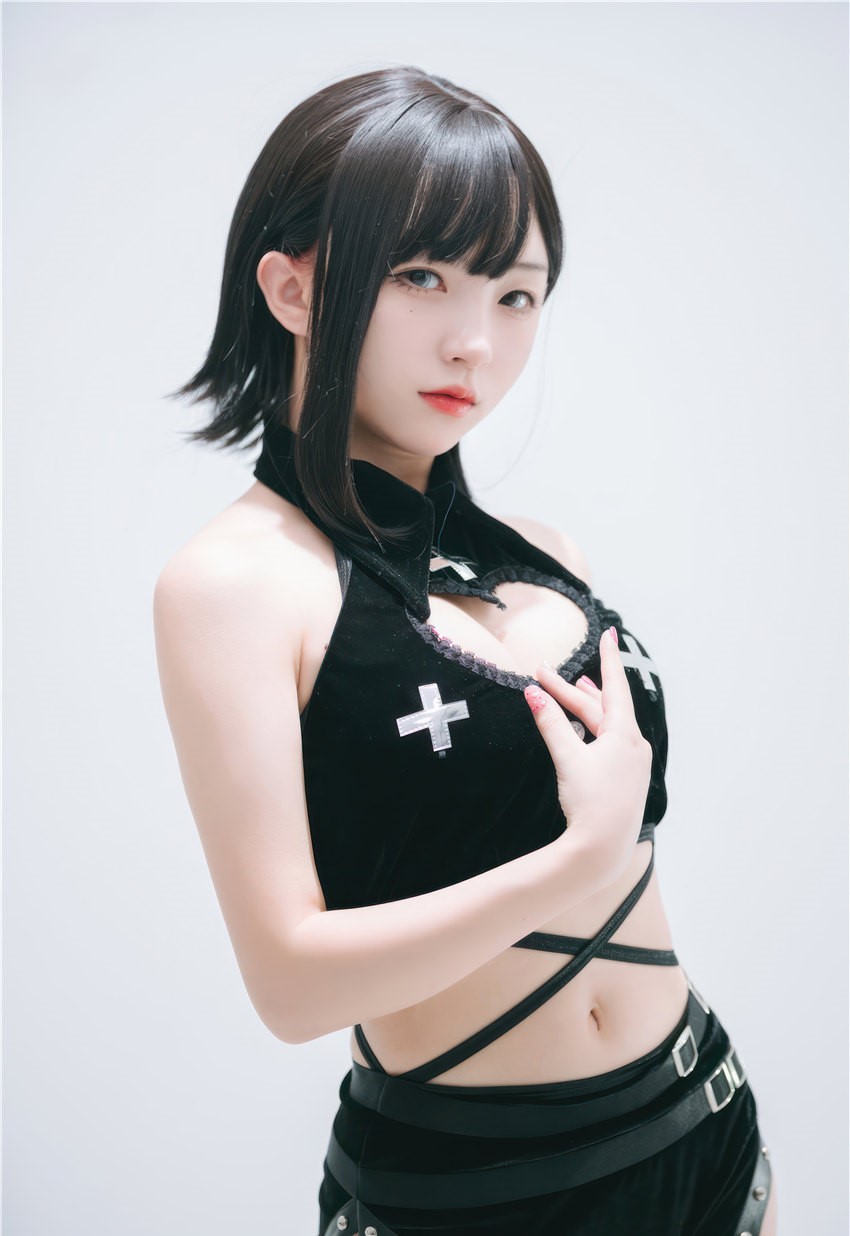 花铃 吊带袜修女[71P-400MB] 第4张