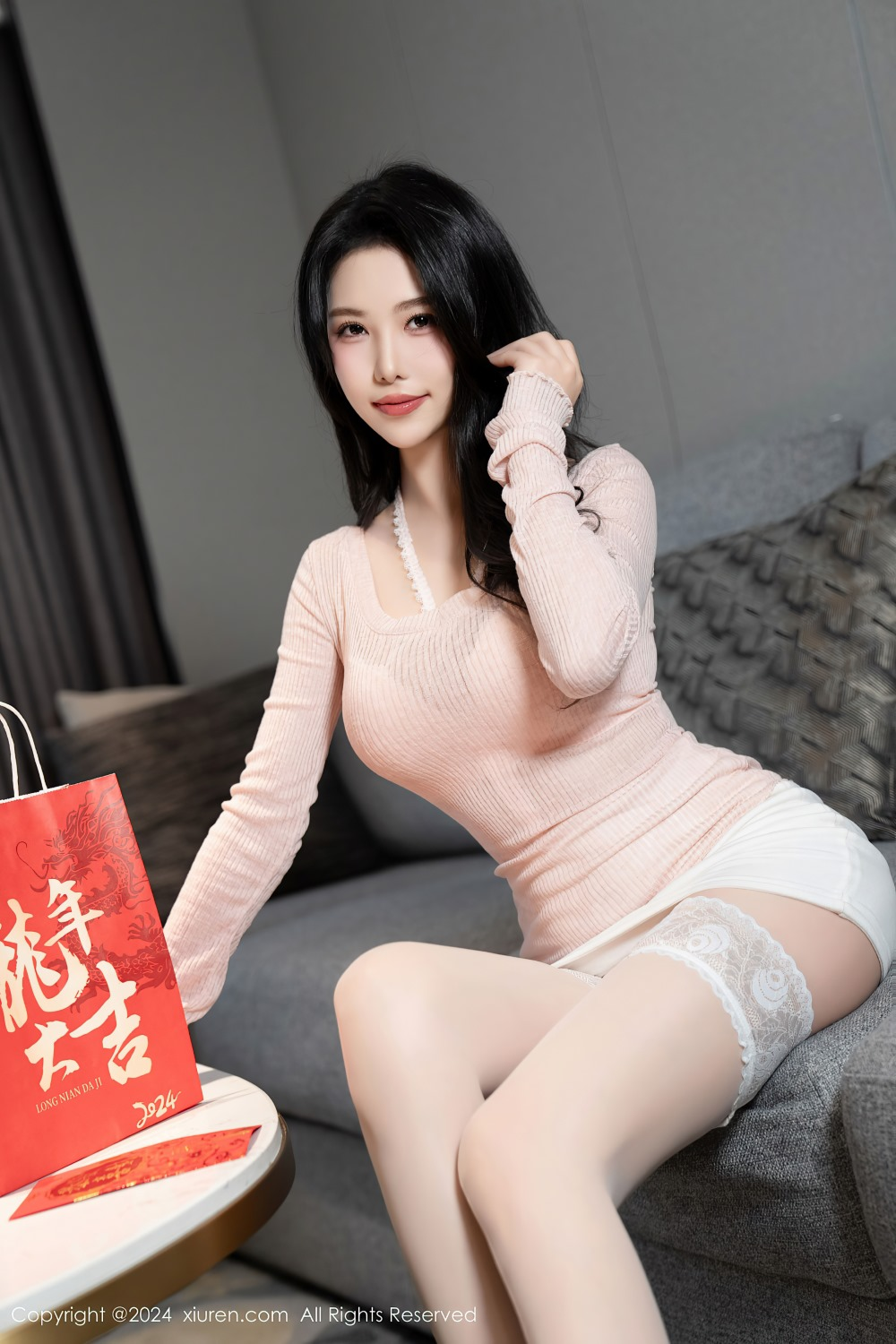 [秀人网] 2024.02.07 NO.8086 利世 浅粉色上衣[106P/997MB] 第1张