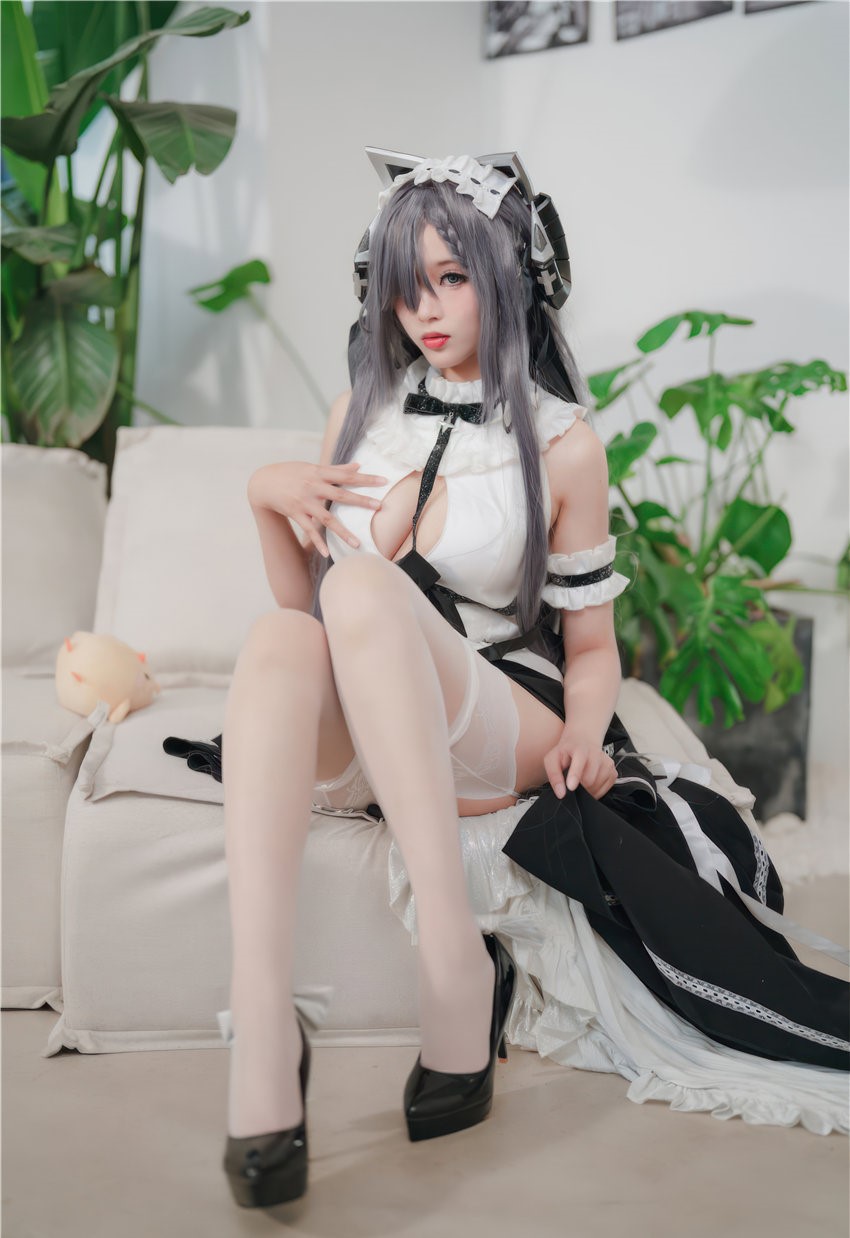 轩萧学姐 奥古斯特[63P1V-220MB] 第1张