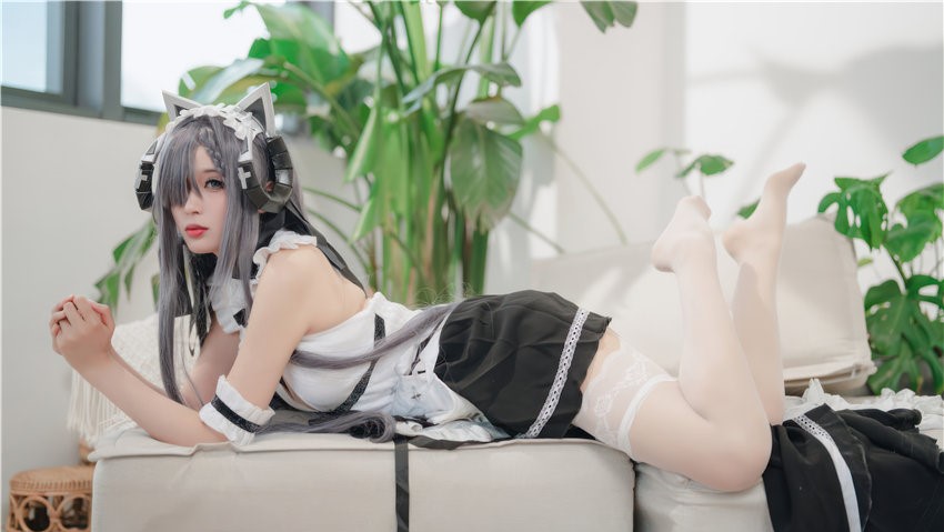 轩萧学姐 奥古斯特[63P1V-220MB] 第2张