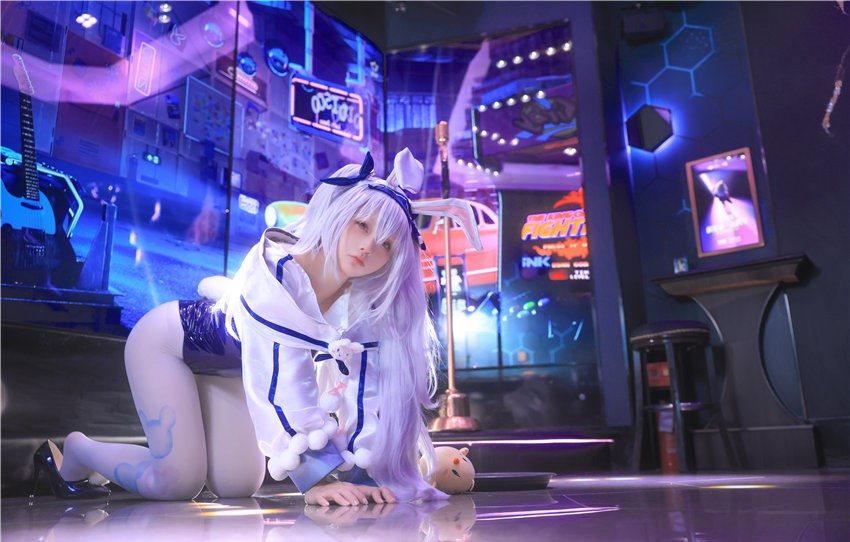 G44不会受伤 拉菲兔女郎[27P-371MB] 第1张