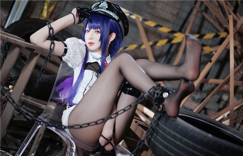 封疆疆v 雷电将军女警[38P-541MB] 第1张