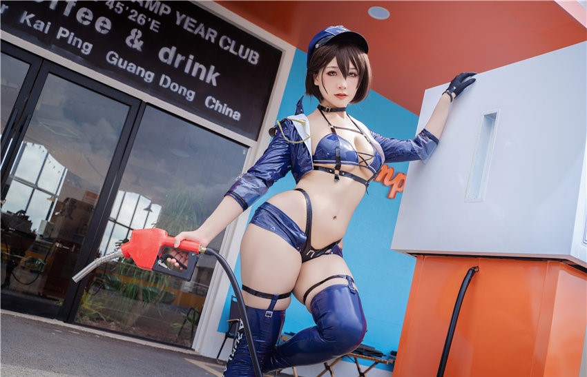 三刀刀miido 巴尔的摩赛车娘[36P-538MB] 第2张