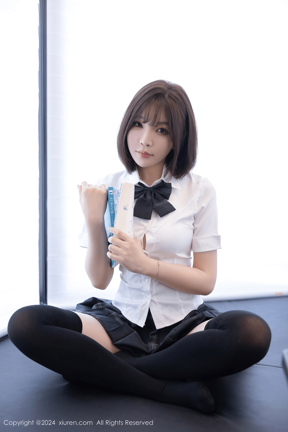 [秀人网] 2024.07.01 NO.8785 徐莉芝Booty 学生制服[101P/807MB] 第1张