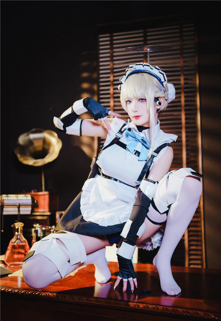 封疆疆v 飞鸟马时 女仆 [28P-312MB] 第2张