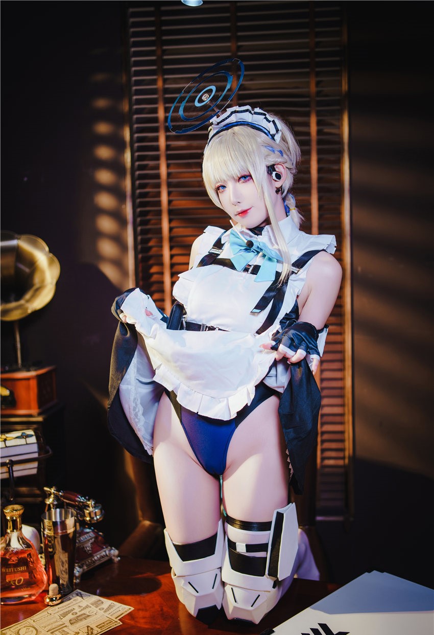 封疆疆v 飞鸟马时 女仆 [28P-312MB] 第3张