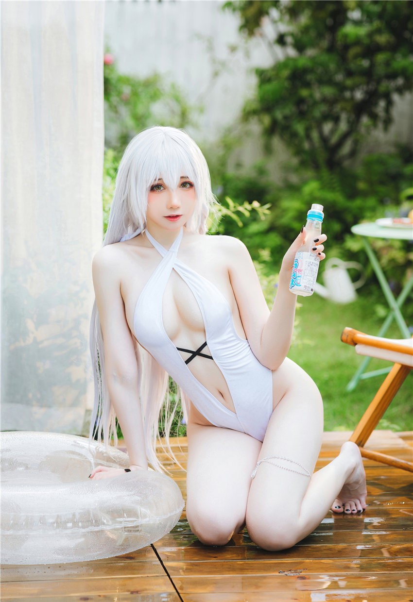 焖焖碳 舰长 碧蓝航线 赫敏 [31P-299MB] 第1张