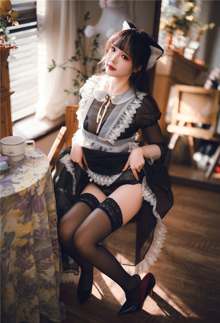 雪晴Astra 2024春季限定 透明女仆 [71P2V-1.95GB] 第3张