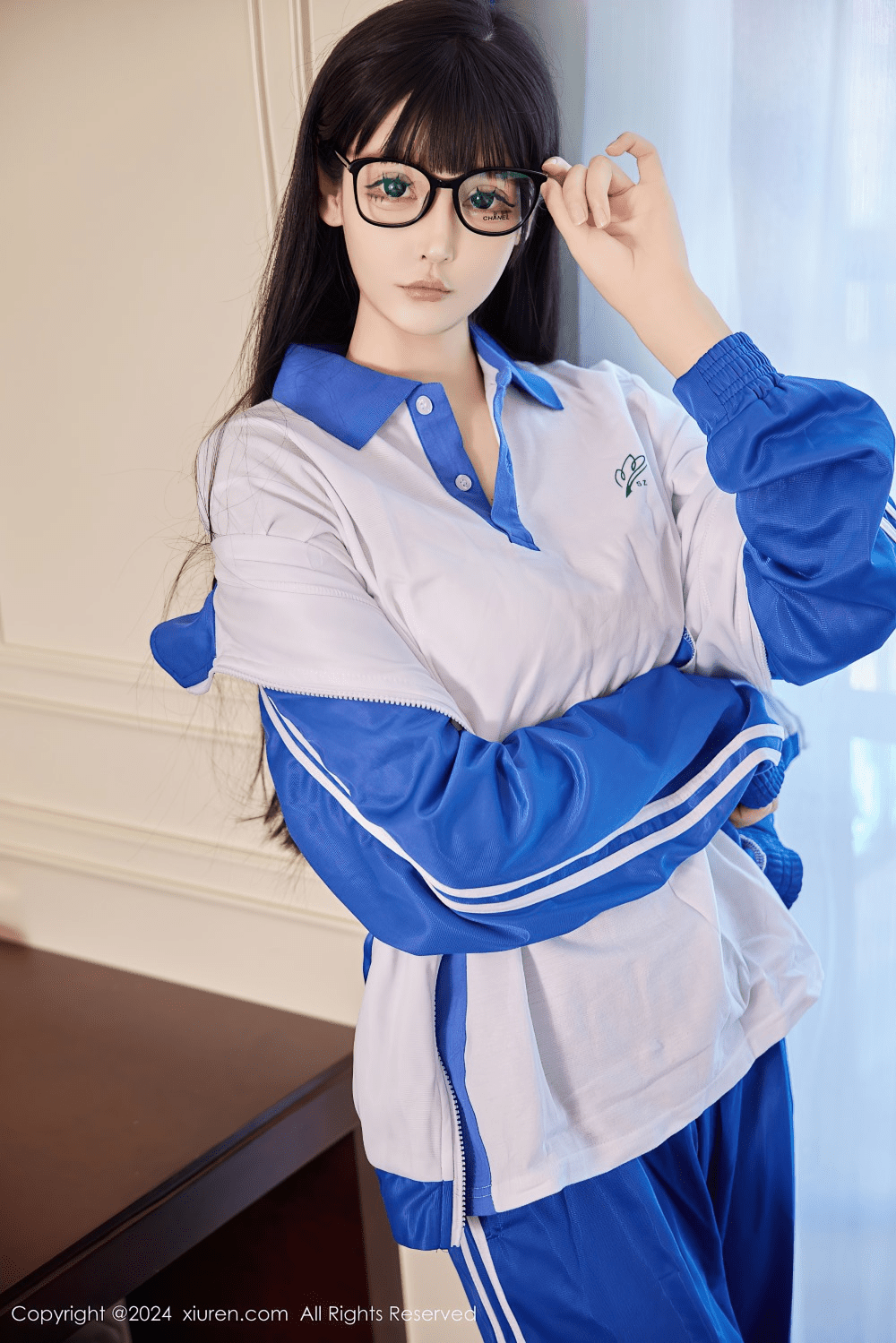 [秀人网] 2024.08.12 NO.9000 智恩baby 学生服[67P/654MB] 第1张