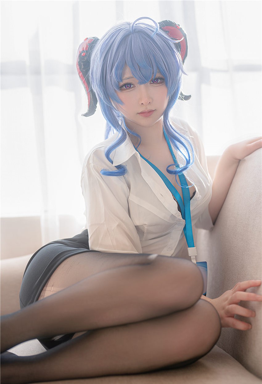 樱梨梨Eriri 甘雨小秘书 [30P-566MB] 第3张