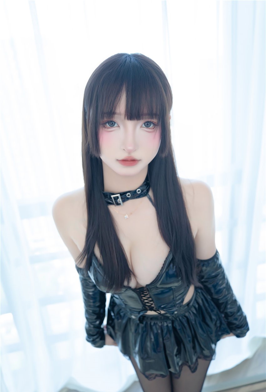 神楽坂真冬 美脚调教 [75P2V-246MB] 第2张