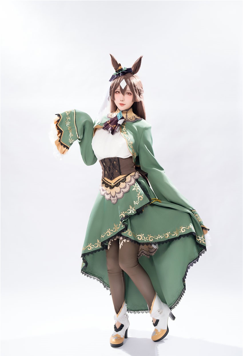 星之迟迟 赛马娘 里见光钻 梦想的回应 [48P1V-403MB] 第4张