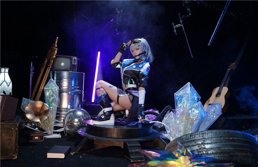 Seya-狮砸 崩坏：星穹铁道 银狼 [9P-112MB] 第3张