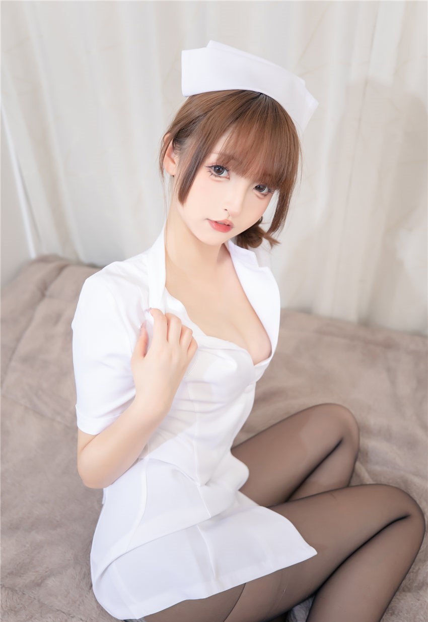 神楽坂真冬 值勤护士 [75P2V-340MB] 第1张