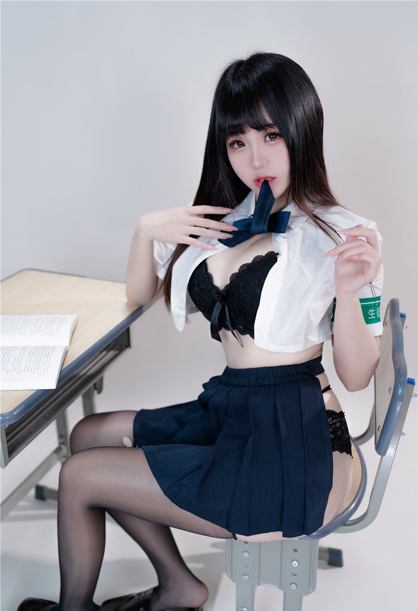 miko酱ww mikoの风纪委员 [40P-258MB] 第2张