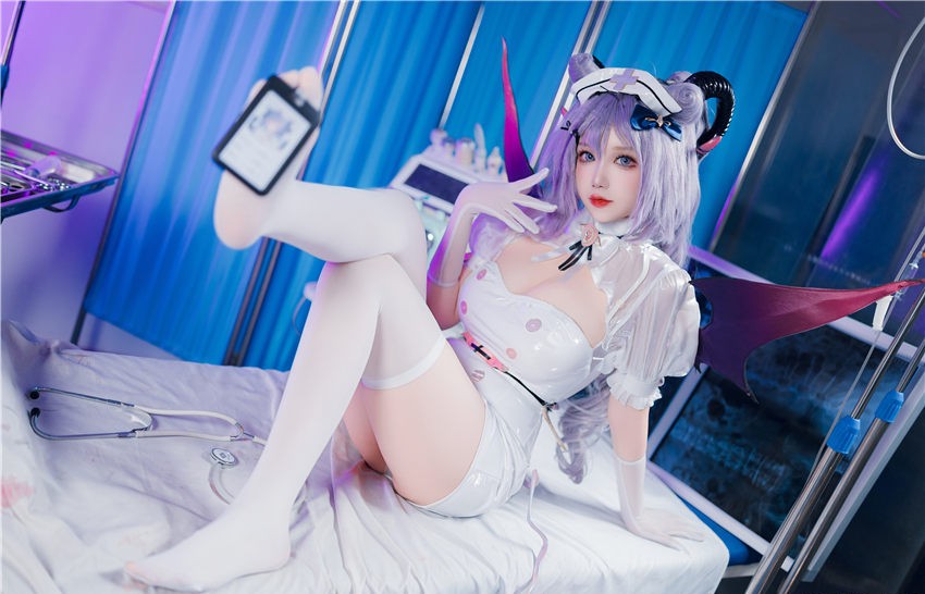 雪晴Astra 2024万圣节 护士刻晴 [61P4V-1.87GB] 第1张