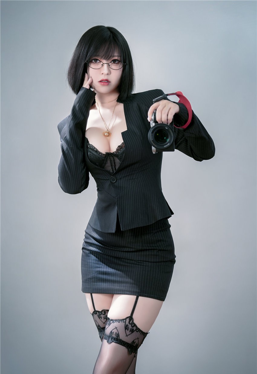 半半子 上司様Vol.02 [42P5V-339MB] 第3张