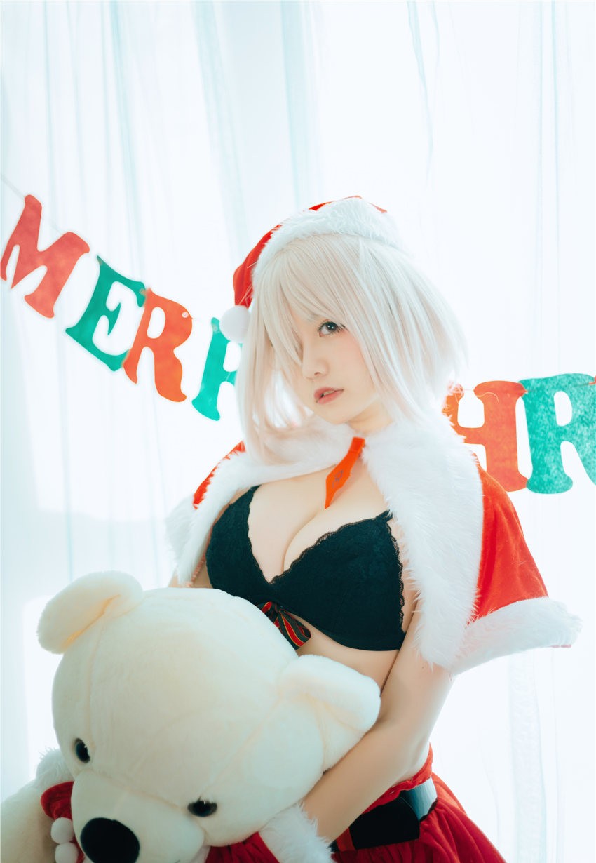 阿半今天很开心 圣诞马修[40P-208MB] 第2张