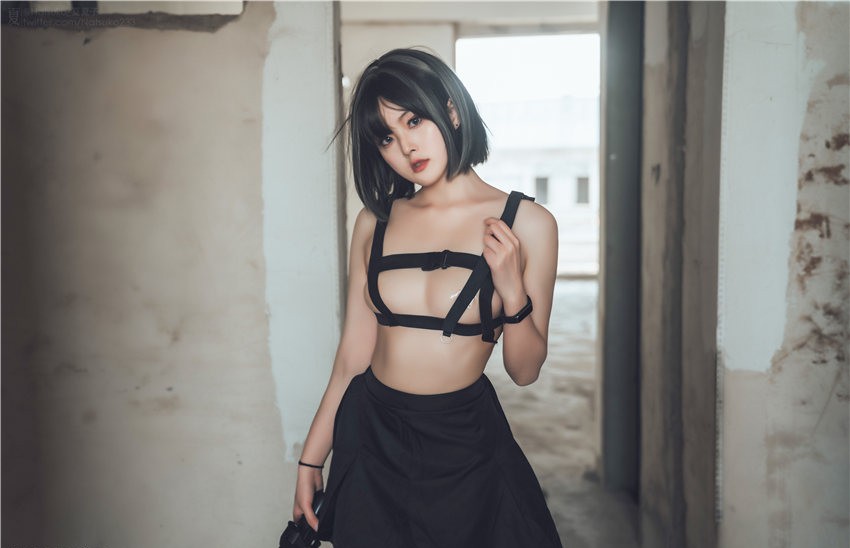 Natsuko夏夏子 绑带特工 [40P-346MB] 第1张