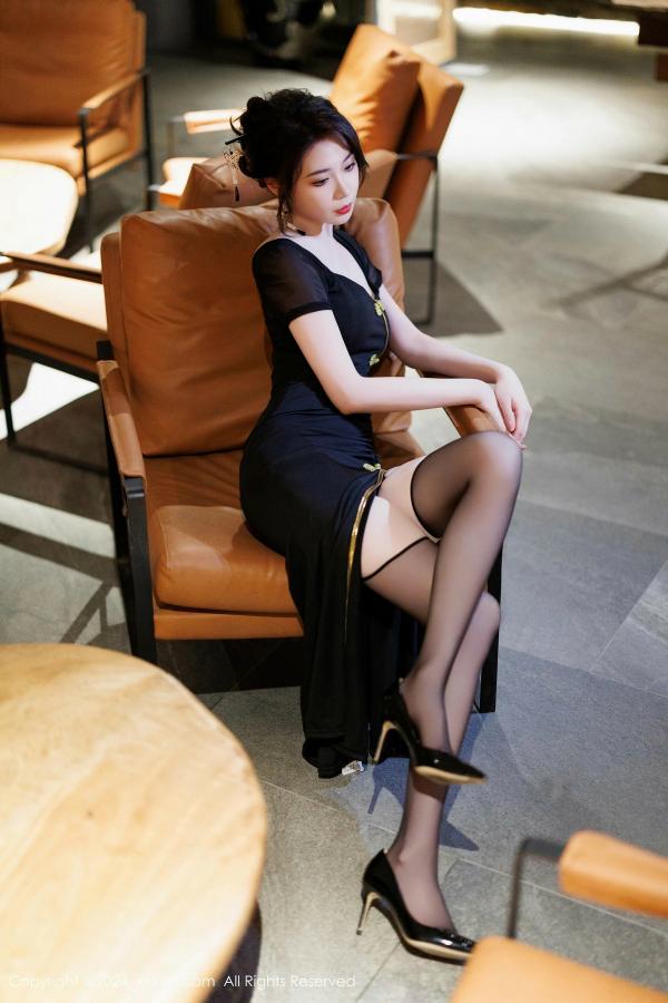 [秀人网] 2024.11.29 NO.9526 梦心玥 黑色连衣裙[87P/735MB] 第1张