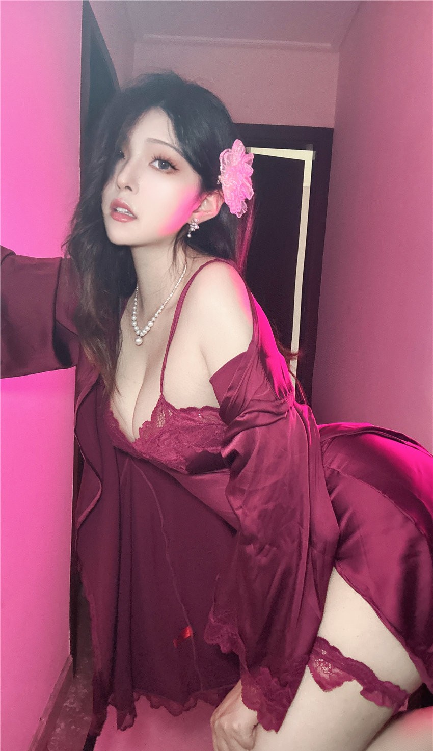 Natsuko夏夏子 紫罗兰 [43P5V-410MB] 第1张