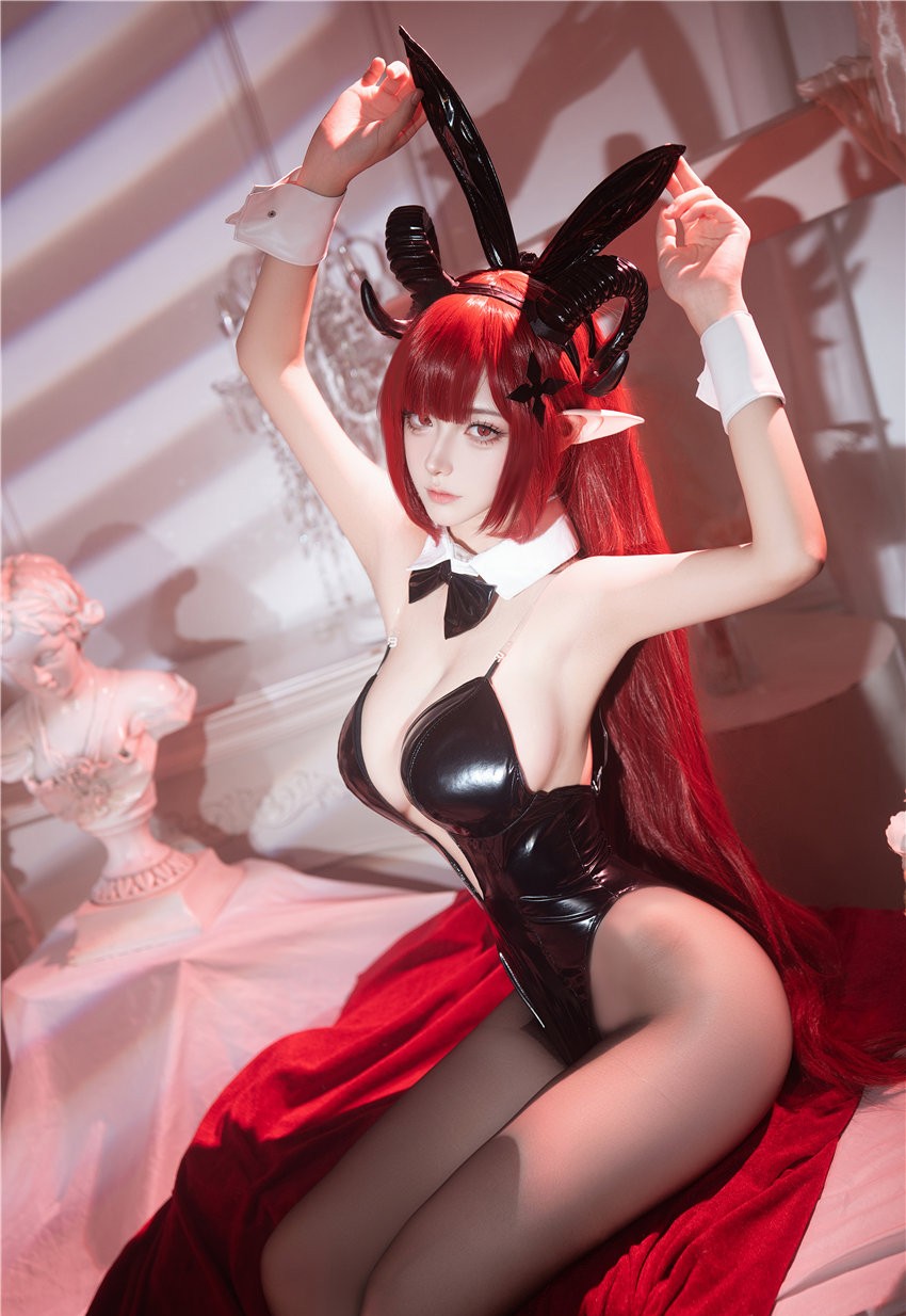 Seya-狮砸 兴登堡兔女郎 [12P-202MB] 第4张