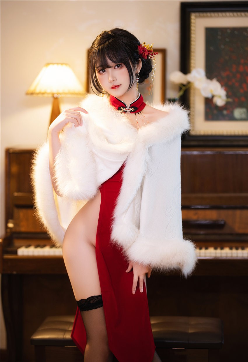 三度_69 红丝绒旗袍 [75P3V-704MB] 第4张