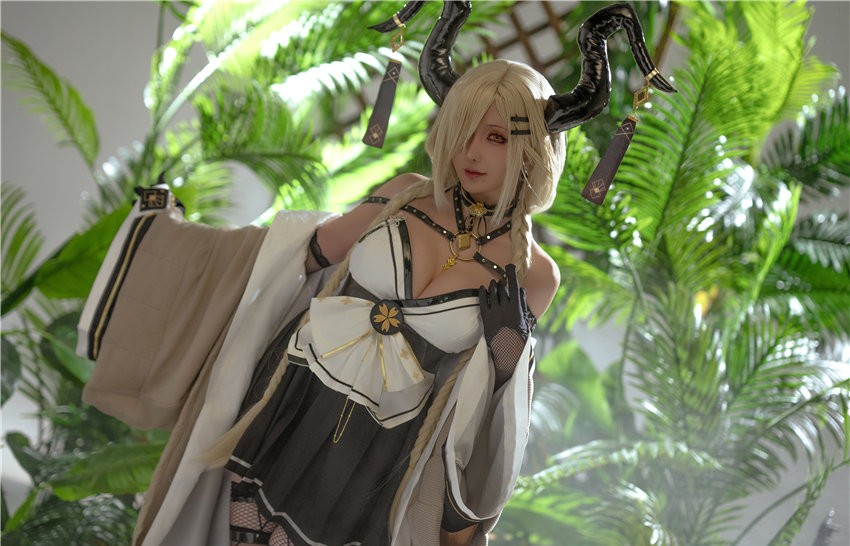 星之迟迟 万圣节 四种口味的尾张 [208P2V-3.99GB] 第2张