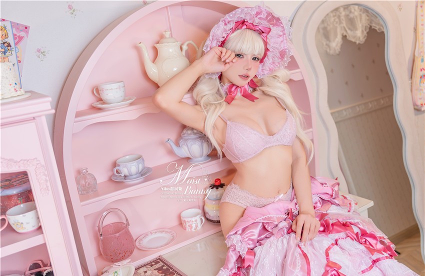 咬一口兔娘 丝绒粉黛 [86P2V-3.61GB] 第2张